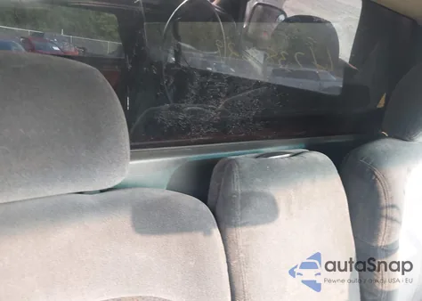 2000 Chevrolet Silverado 1500 Ls from USA, damaged, VIN 1GCEK14T6YE148744